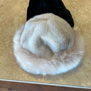 Women’s furry hats